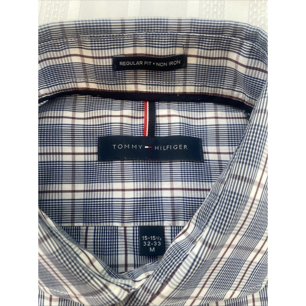 Tommy Hilfiger Regular Fit Mens Size Medium 15-15.5 Button Up Casual Dress Navy - Picture 2 of 5